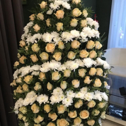 Венки из живых цветов_10