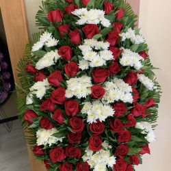 Венки из живых цветов_17