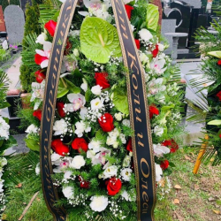 Венки из живых цветов_40