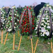 Венки из живых цветов_11
