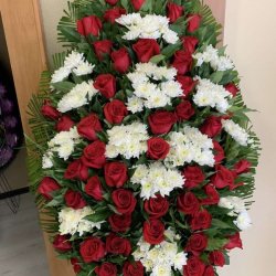 Венки из живых цветов_17