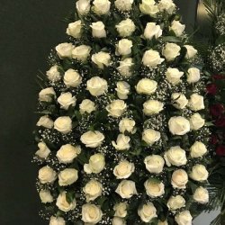 Венки из живых цветов_26