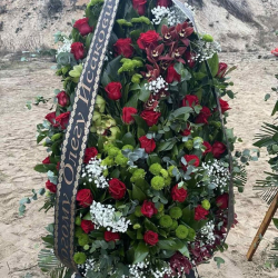 Вінки з живих квітів на похорон_9