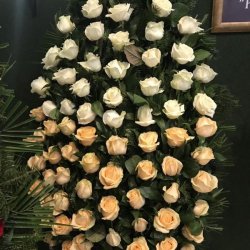 Вінки з живих квітів на похорон_14