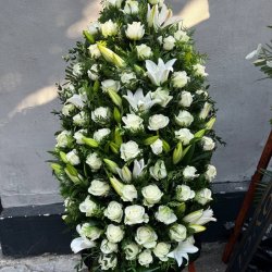 Вінки з живих квітів на похорон_3