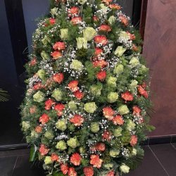 Вінки з живих квітів на похорон_43